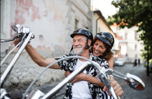 Motorcicle City Couple (2) (1)